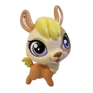 Hasbro Littlest Pet Shop #3965 Yaya Peru Llama Tan Yellow Purple Dot Eyes LPS